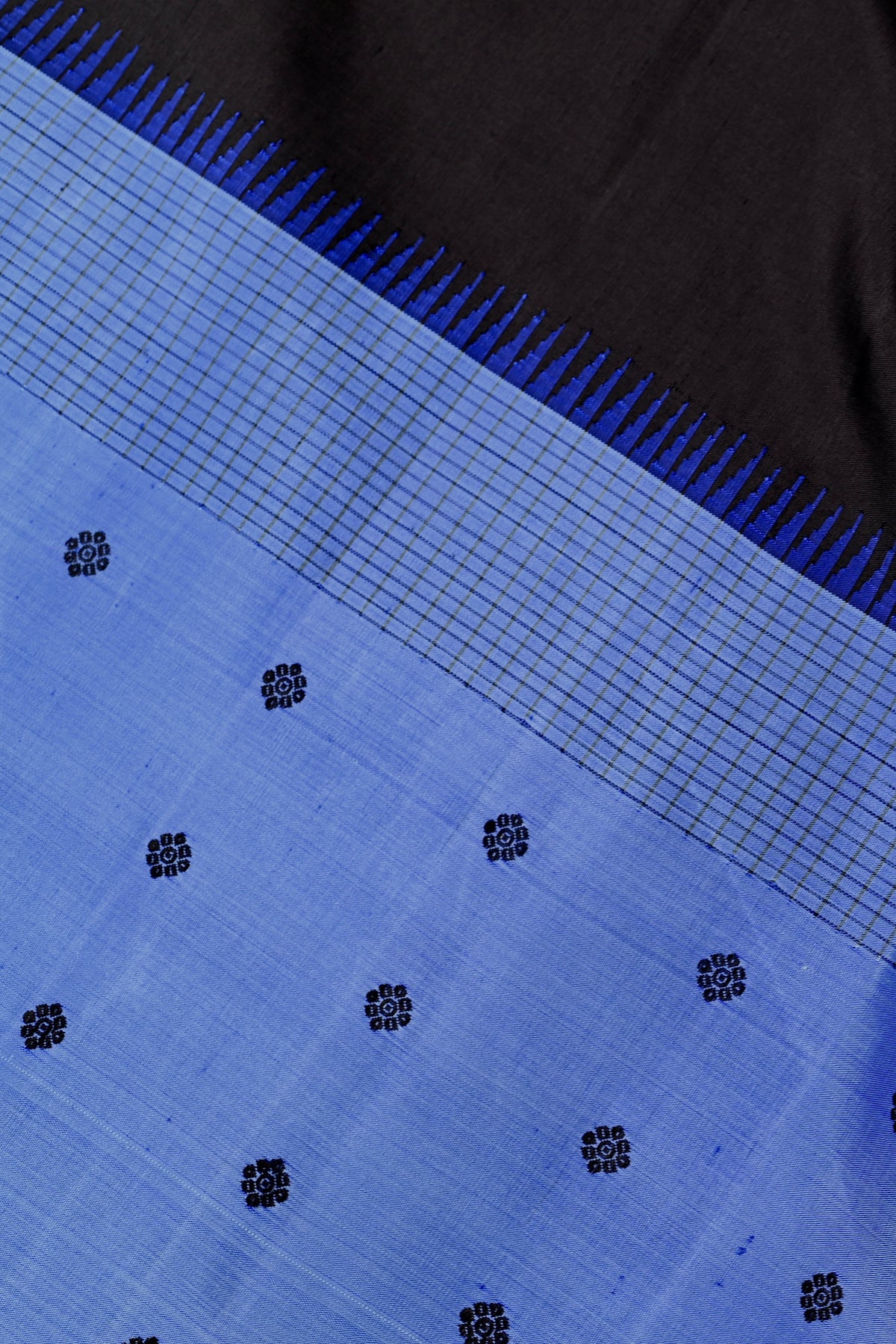 Parvai Kanchipuram Korvai Silk Sari : Shashikala