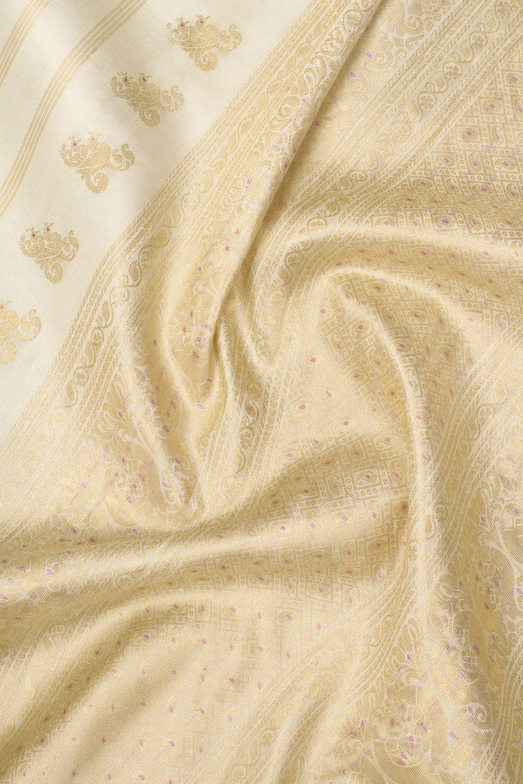 Parvai Kanchipuram Silk Sari : Durja