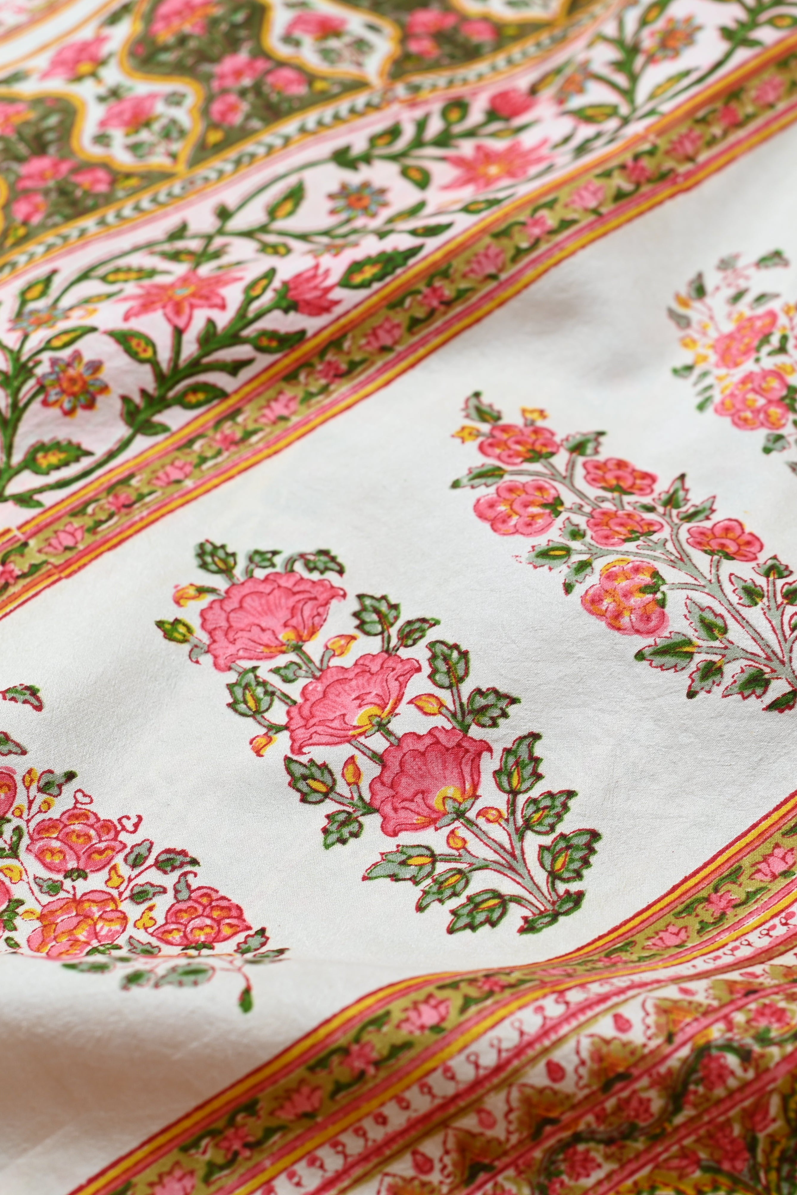 Parvai Printed Murshidabad Silk Sari : Nazakat