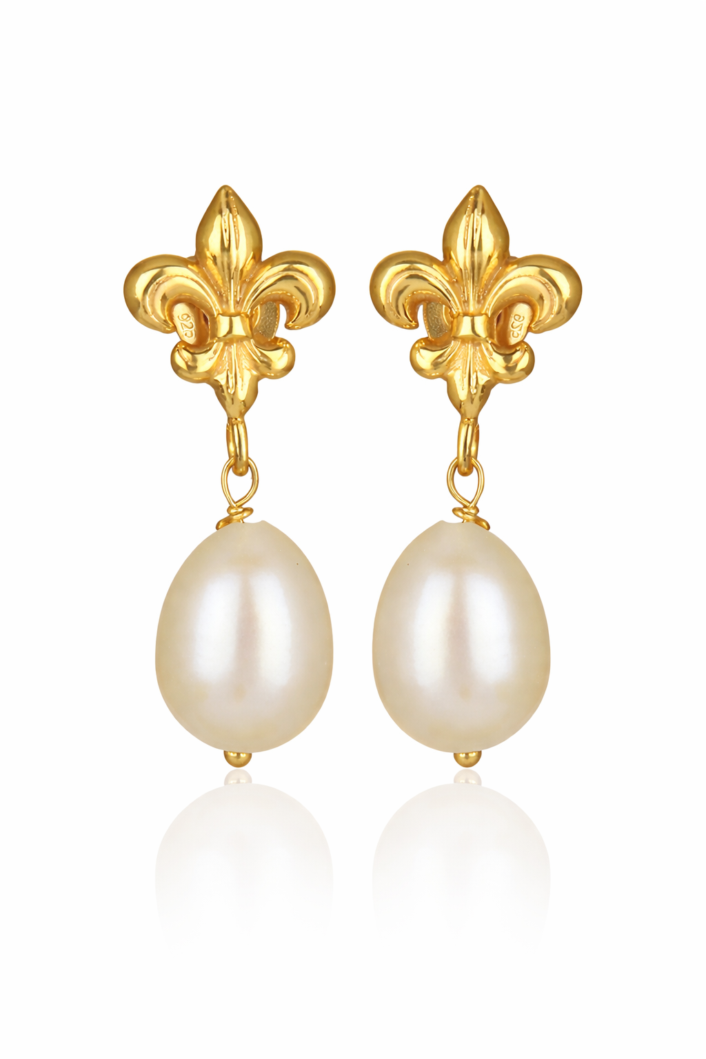 Earrings : Pearl Drop