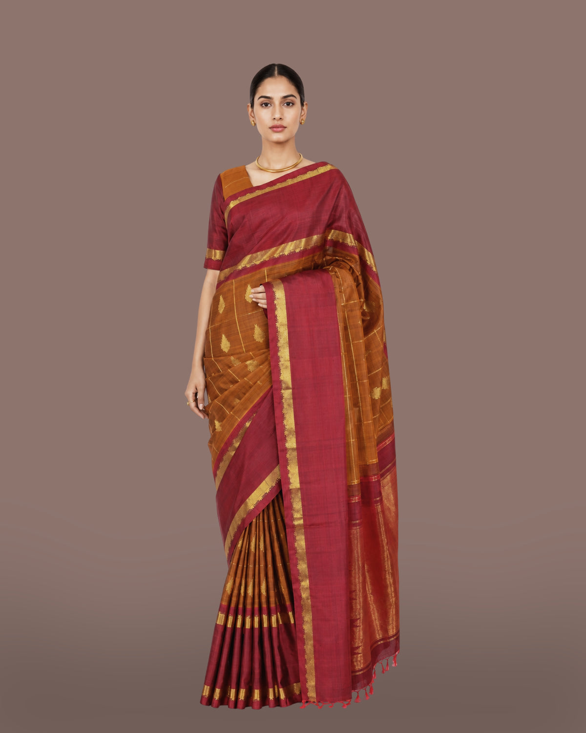 Parvai Kanchipuram Silk Sari : Shringa