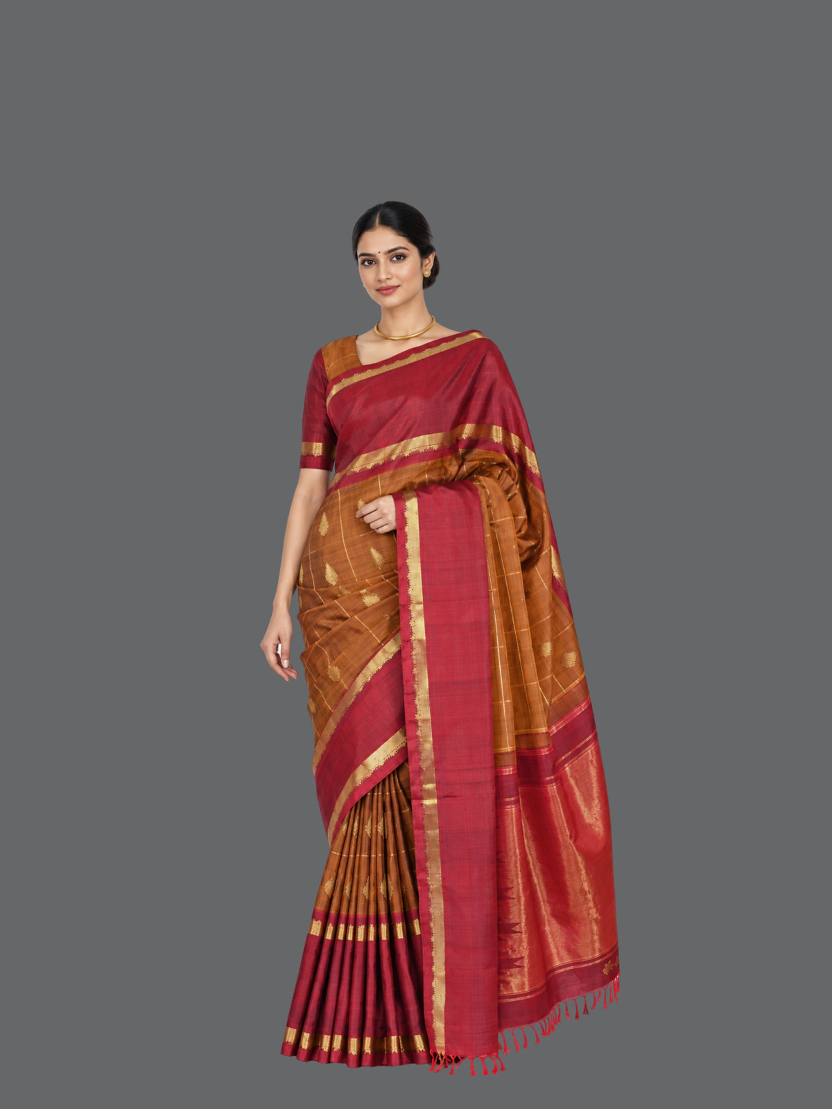 Parvai Kanchipuram Silk Sari : Shringa