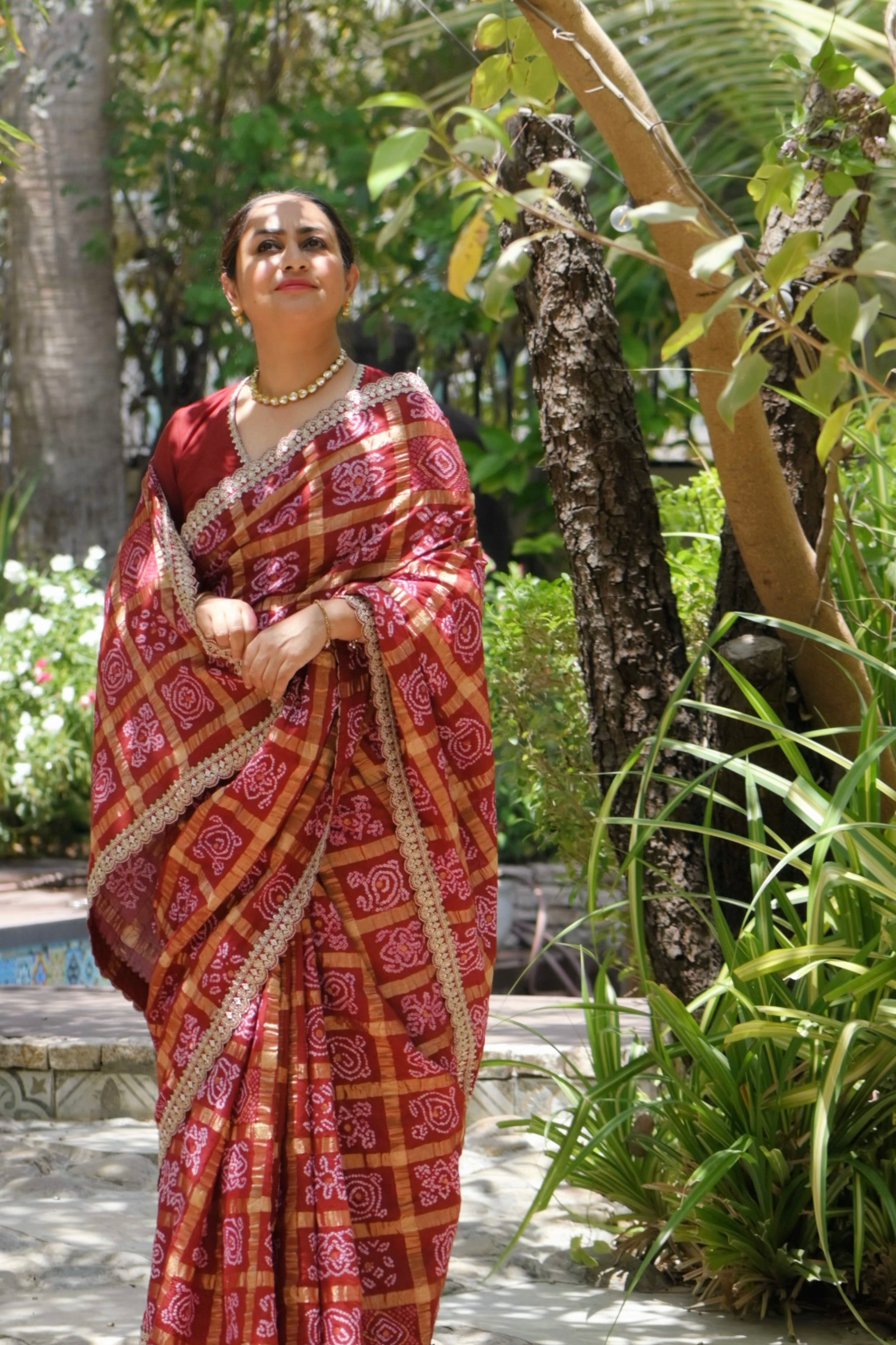 BANDHAVUN (Maroon)