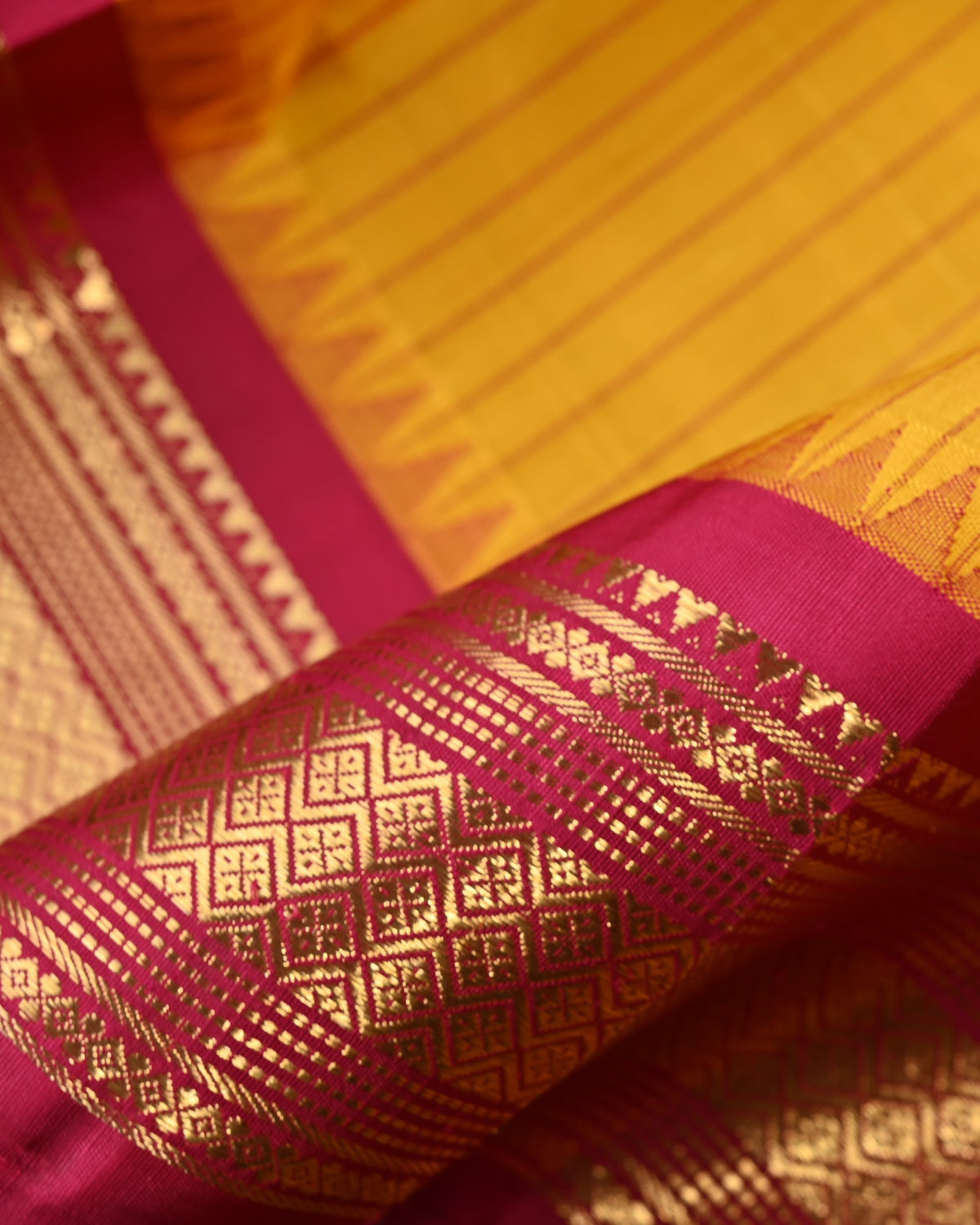 Parvai Real Zari Korvai Silk Sari - Special Commissions