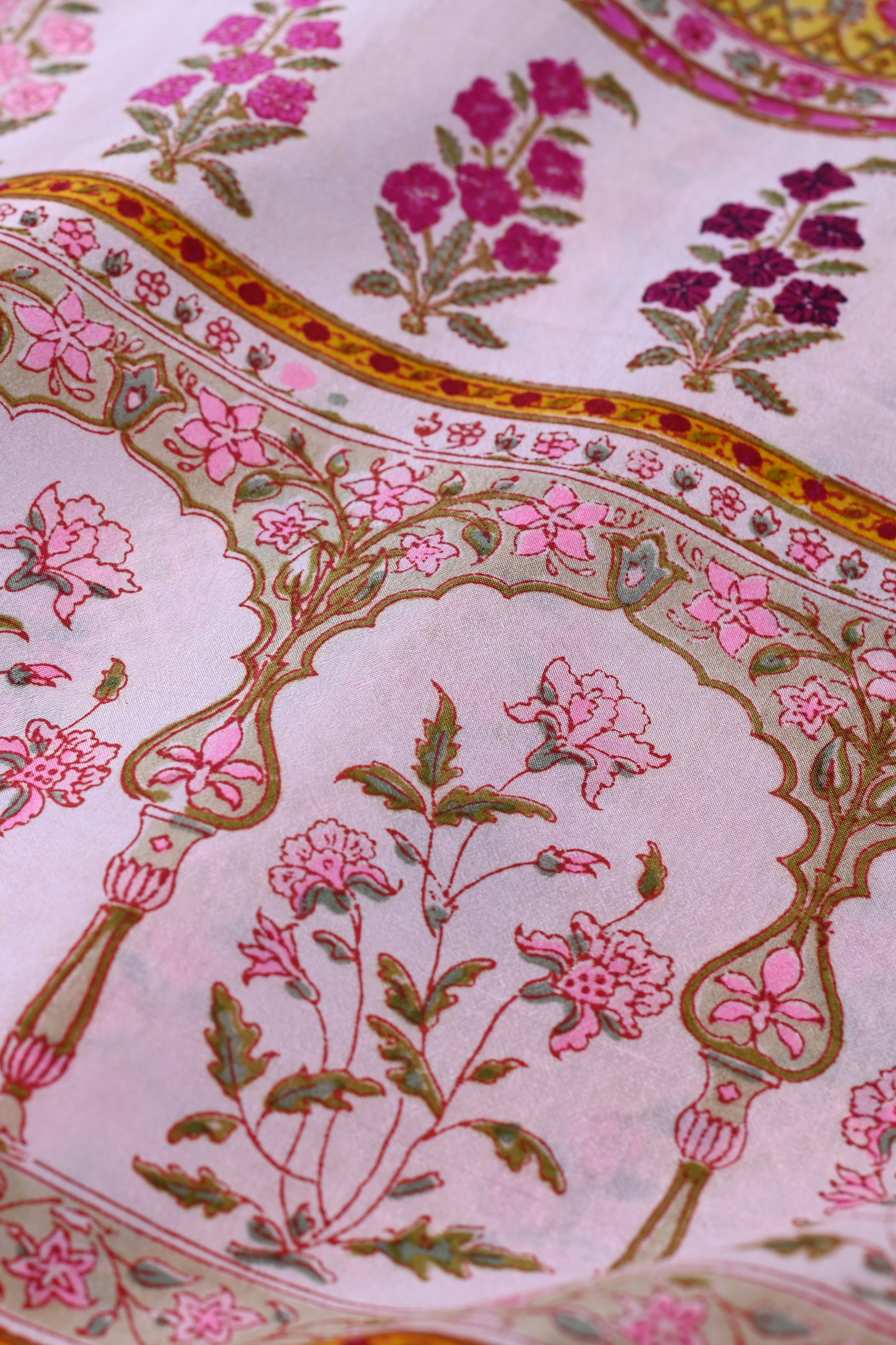 Parvai Printed Murshidabad Silk Sari : Nazakat