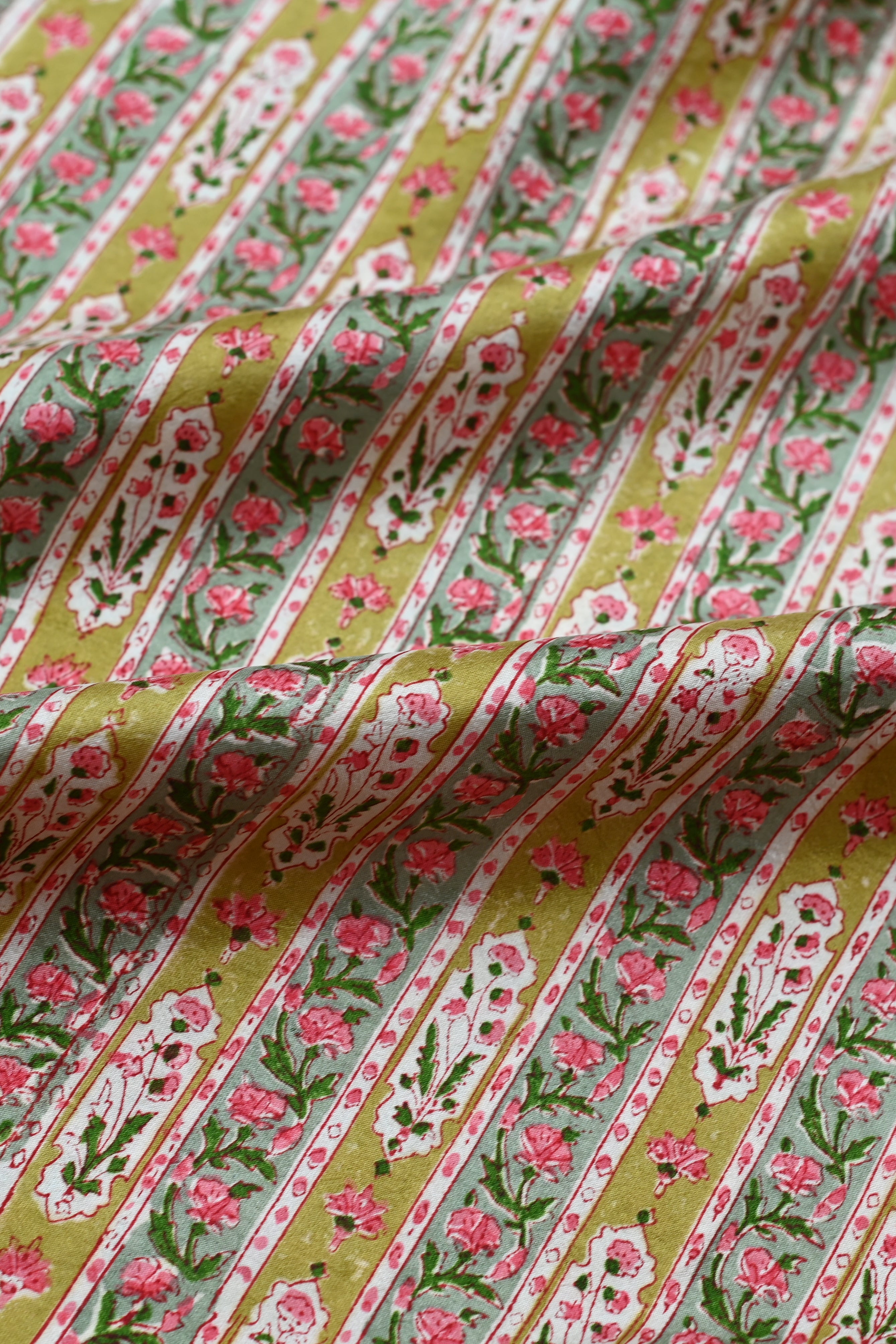 Parvai Printed Murshidabad Silk Sari : Nazakat