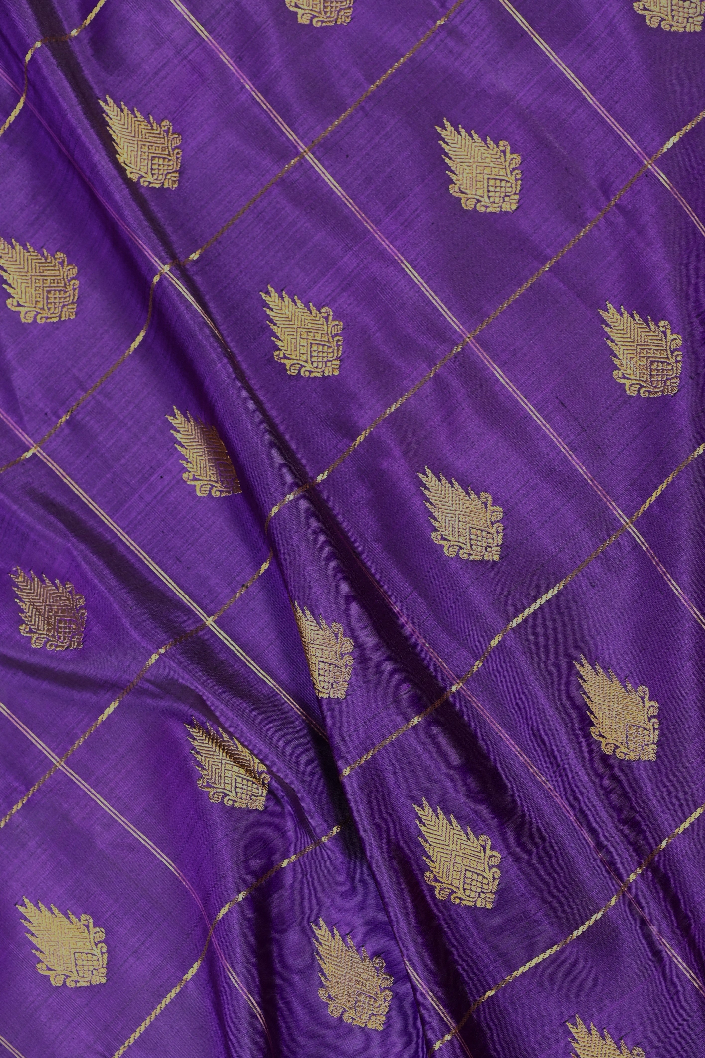 Parvai Kanchipuram Silk Sari : Shringa