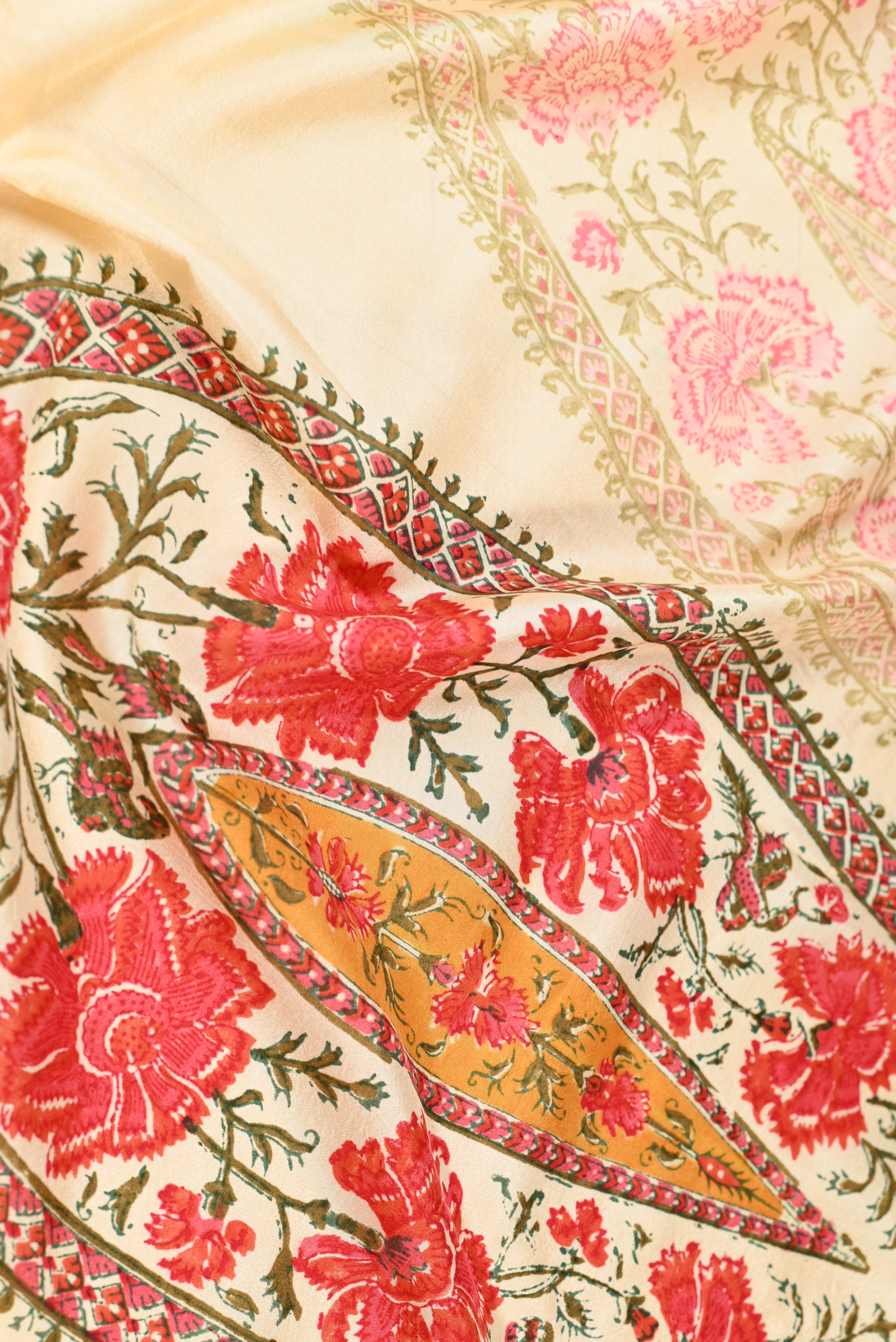 Parvai Printed Murshidabad Silk Sari : Nazakat