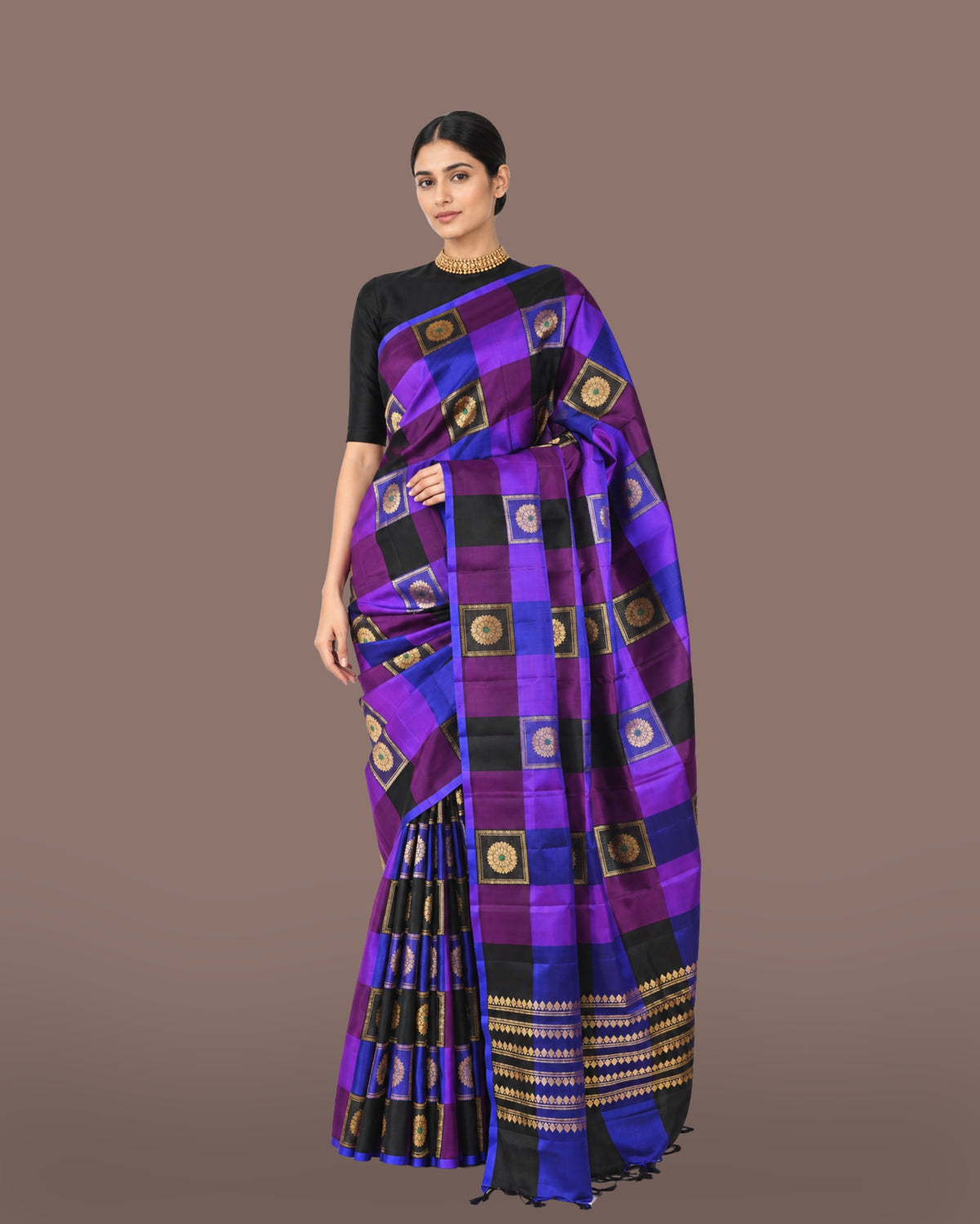 Parvai Pure Silk Sari: Saduram