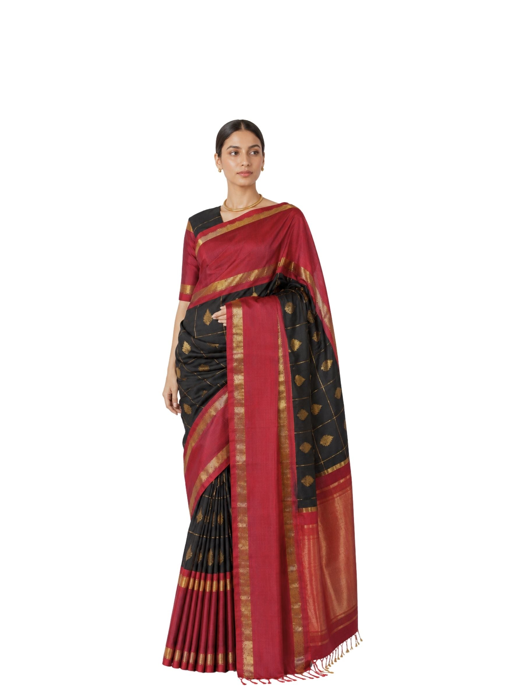 Parvai Kanchipuram Silk Sari : Shringa