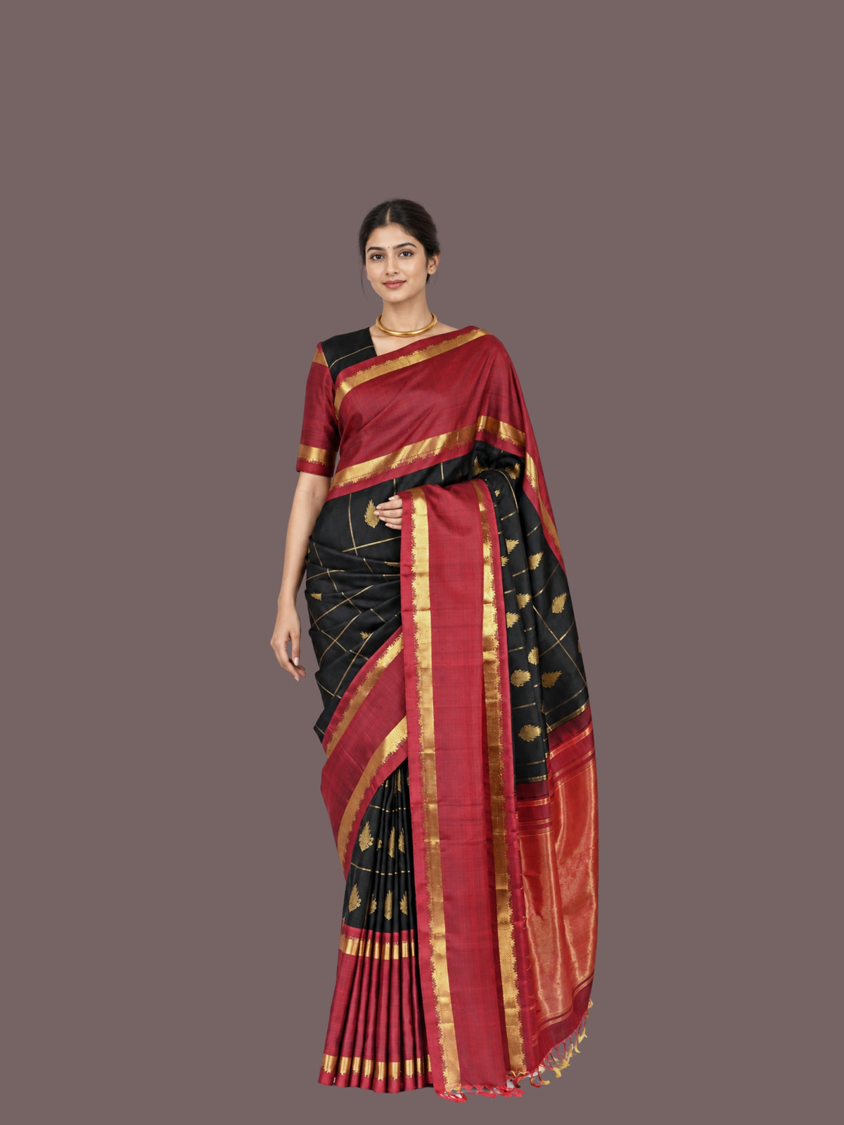Parvai Kanchipuram Silk Sari : Shringa